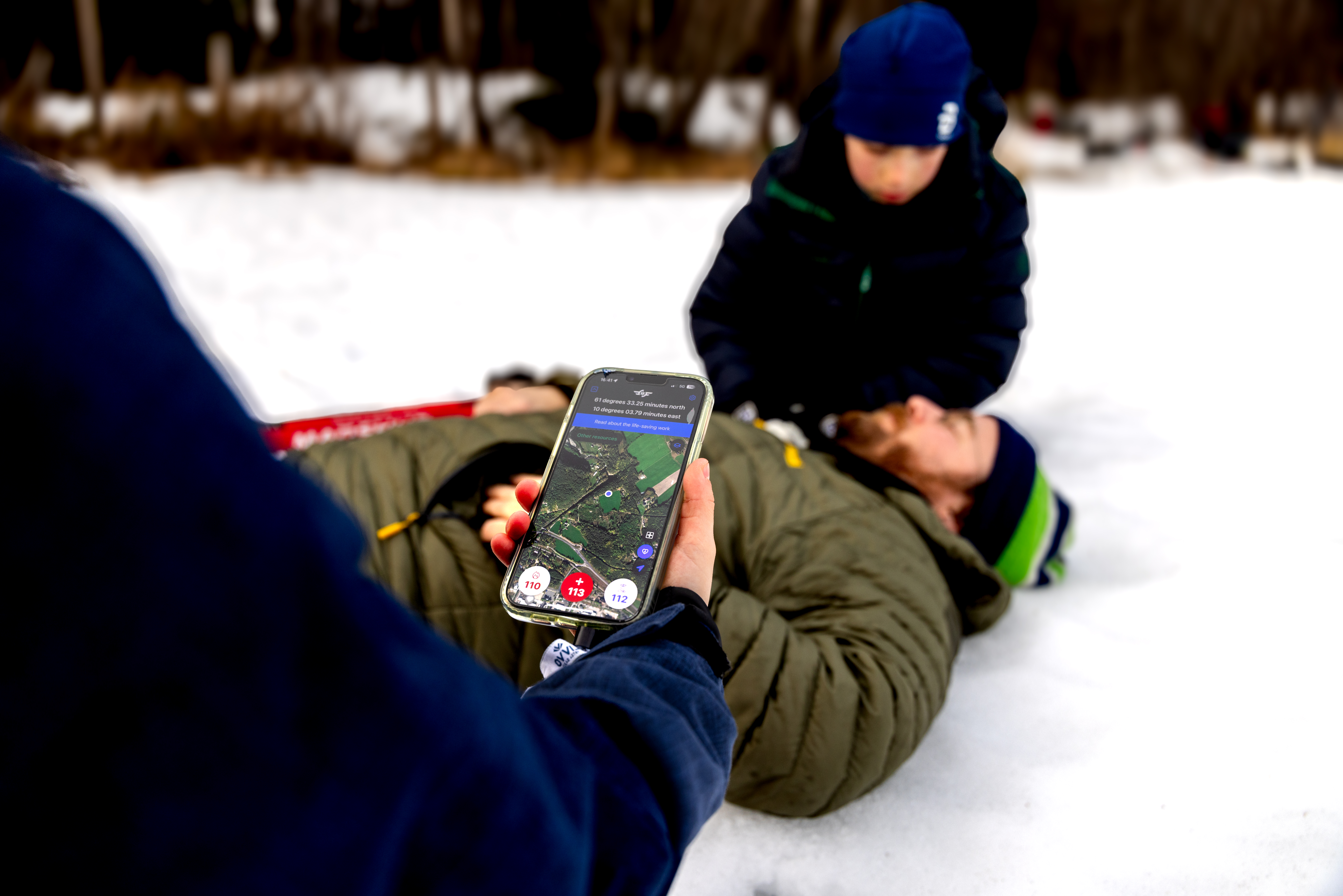 Bystander using our emergency app to call for help in a medical emergency