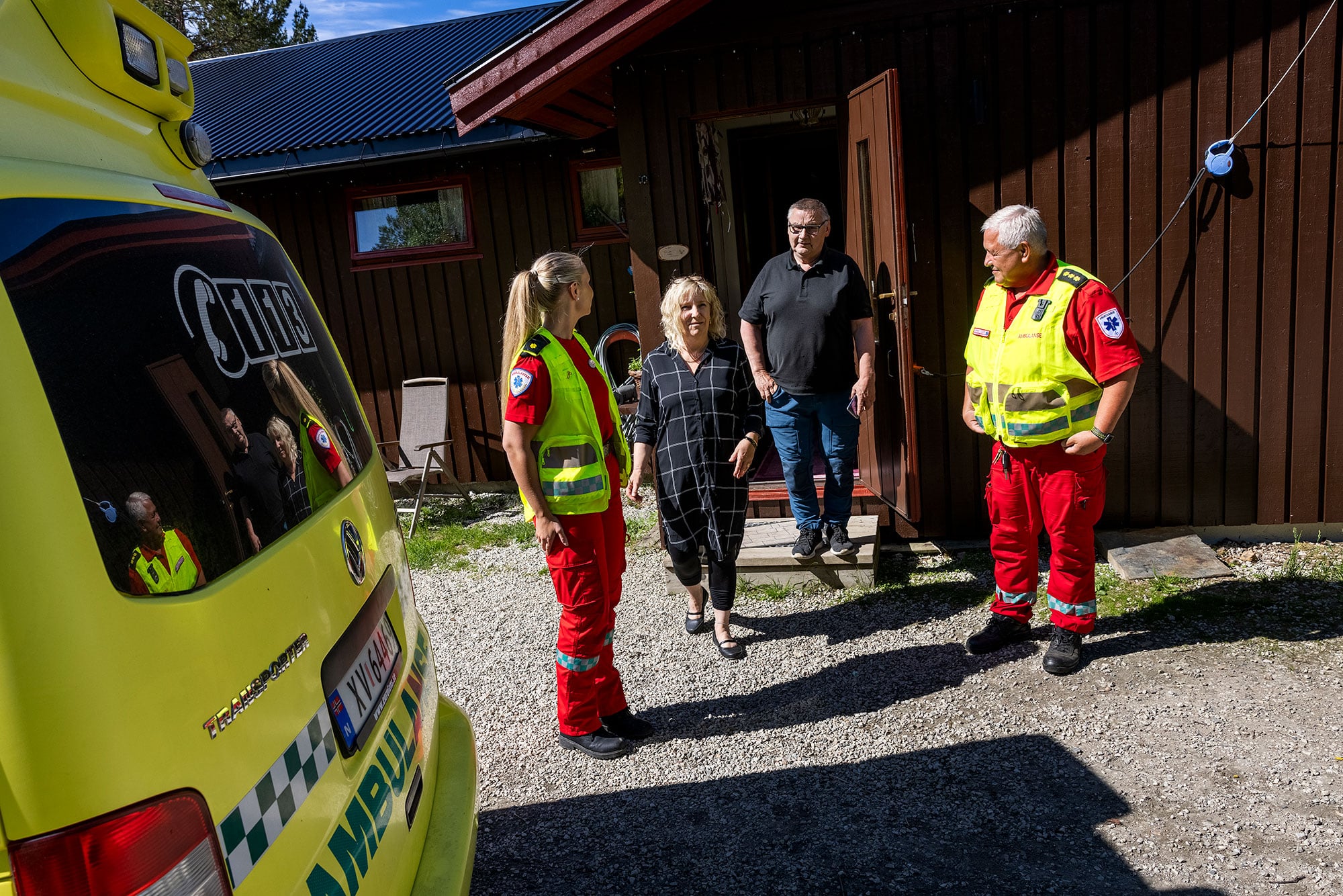 Ambulansepersonellet Anneline Øren og Johnny Odd Elden bidro da Marit fikk hjerteinfarkt