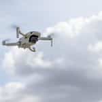 Nytt system vil varsle piloter om droner