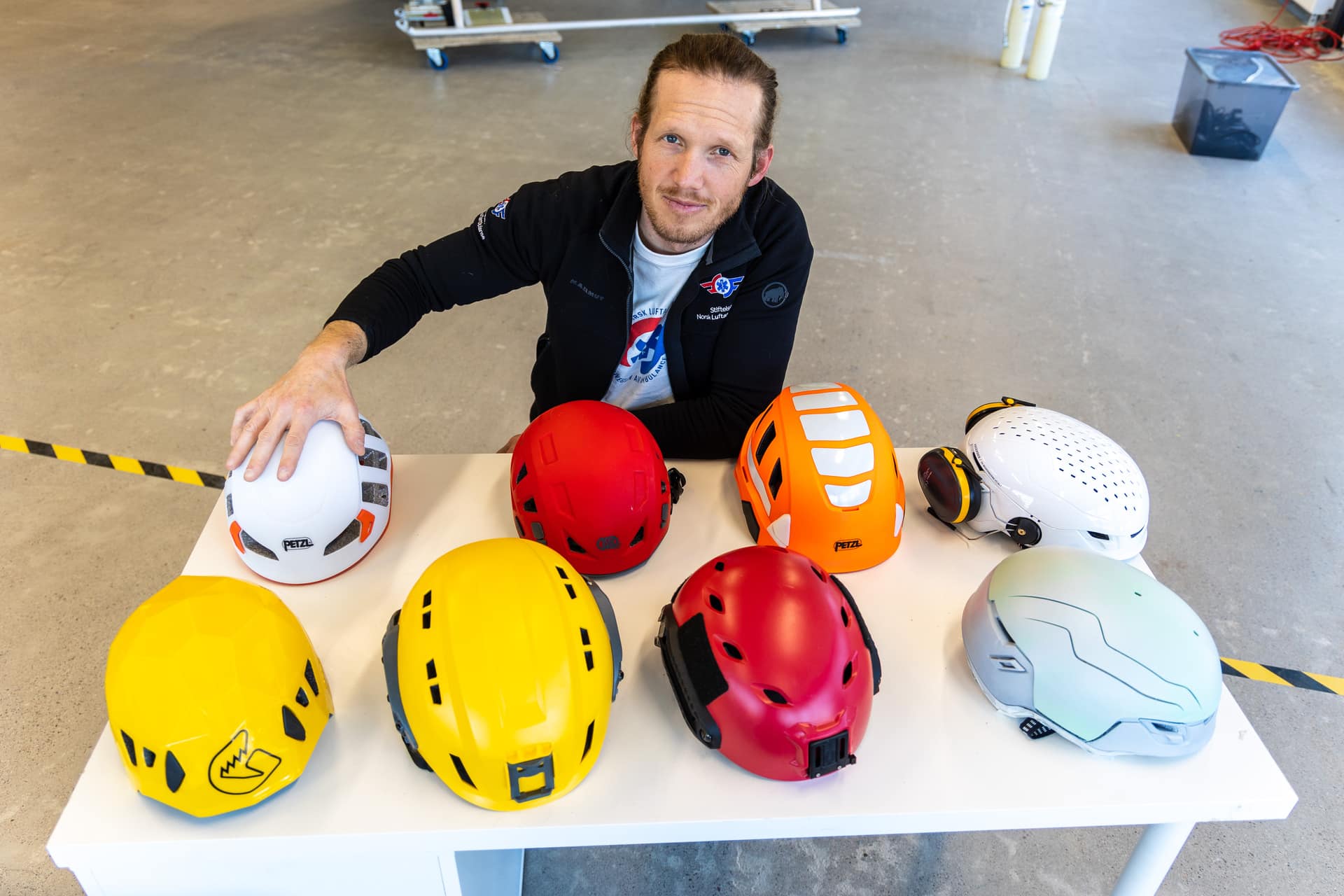 Mange varianter: Det er utfordrende å samle egenskaper fra flere typer hjelmer i ett nytt produkt.