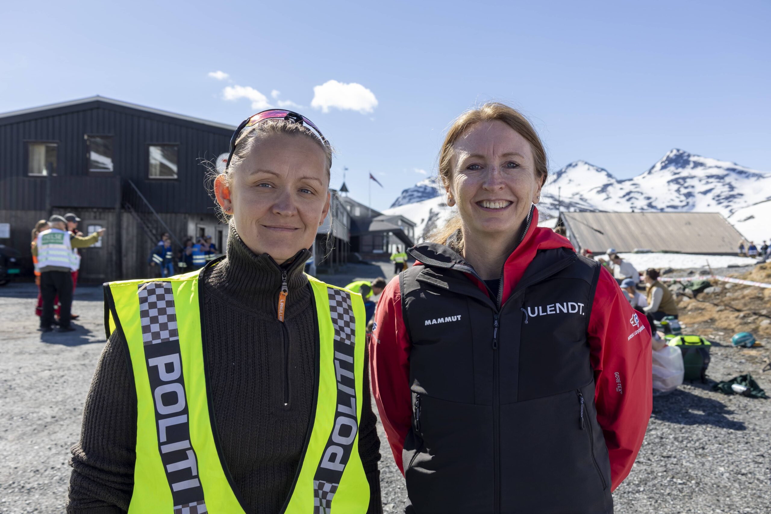 Portrett av Ingrid Tøndel, innsatsleder i politiet på Dombås, og Anita Solberg, prosjektleder for Ulendt.