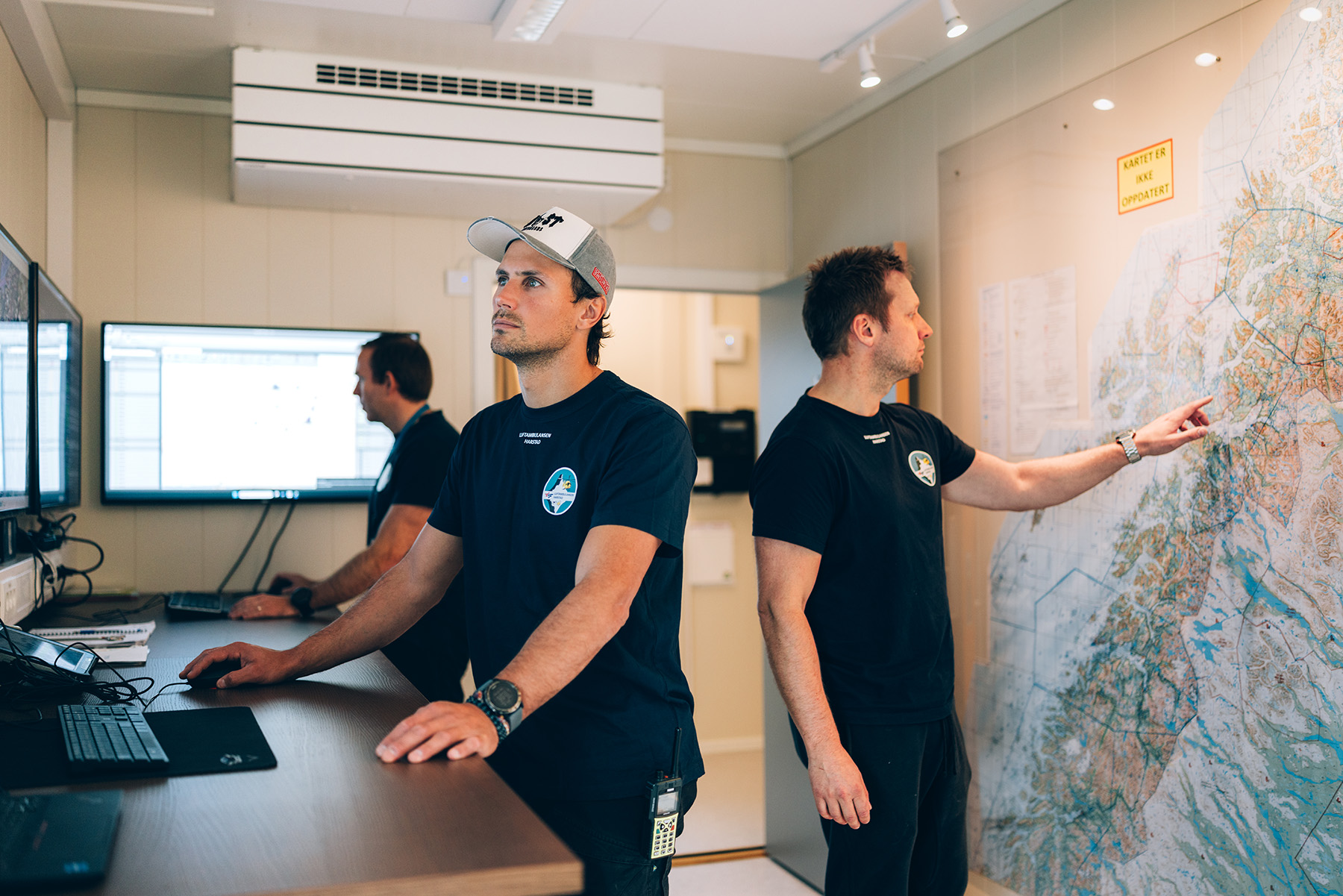 Lege, pilot og redningsmann i OPS-rommet