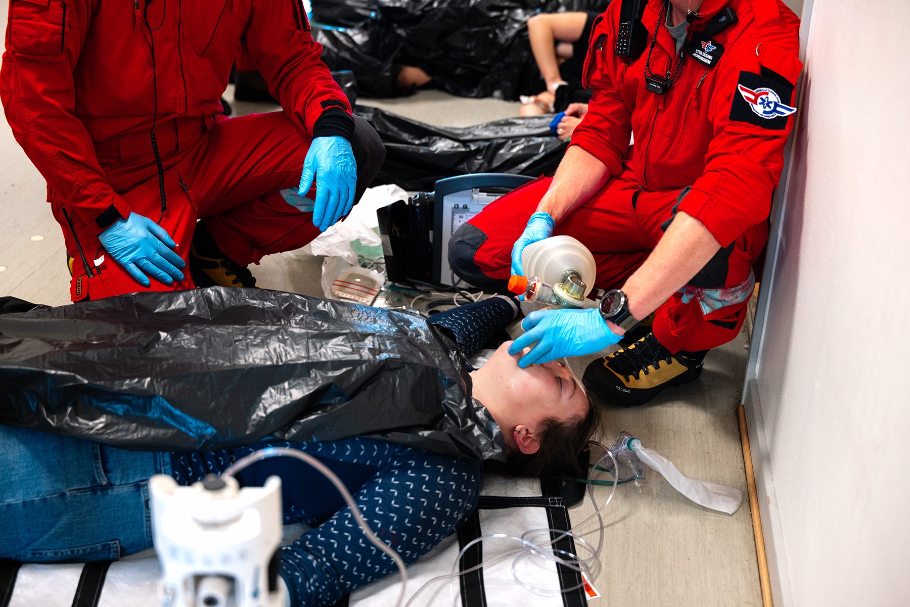 Behandling av pasient på AMOT-øvelse