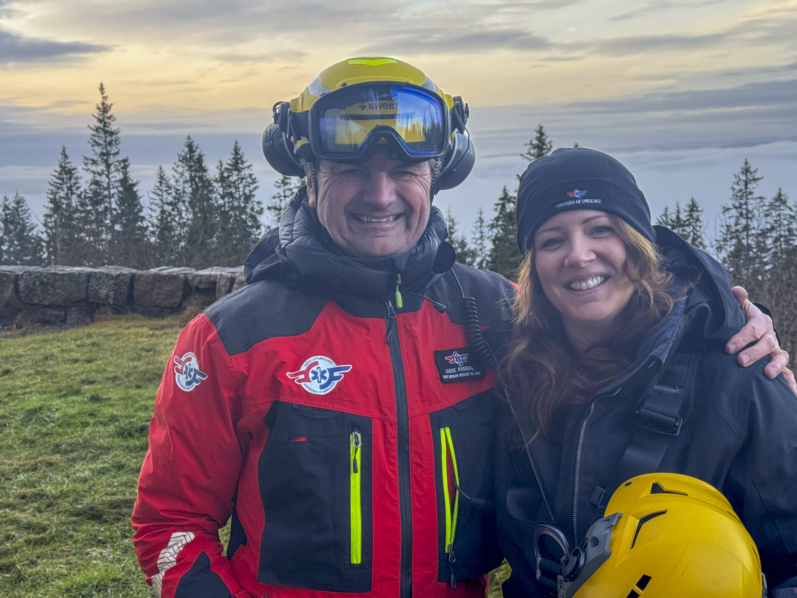 US flight Nurse Megan Atkinson (right) and Norwegian HEMS Crew Member Lasse Fossedal post hoist at Oslo HEMS Conference. 